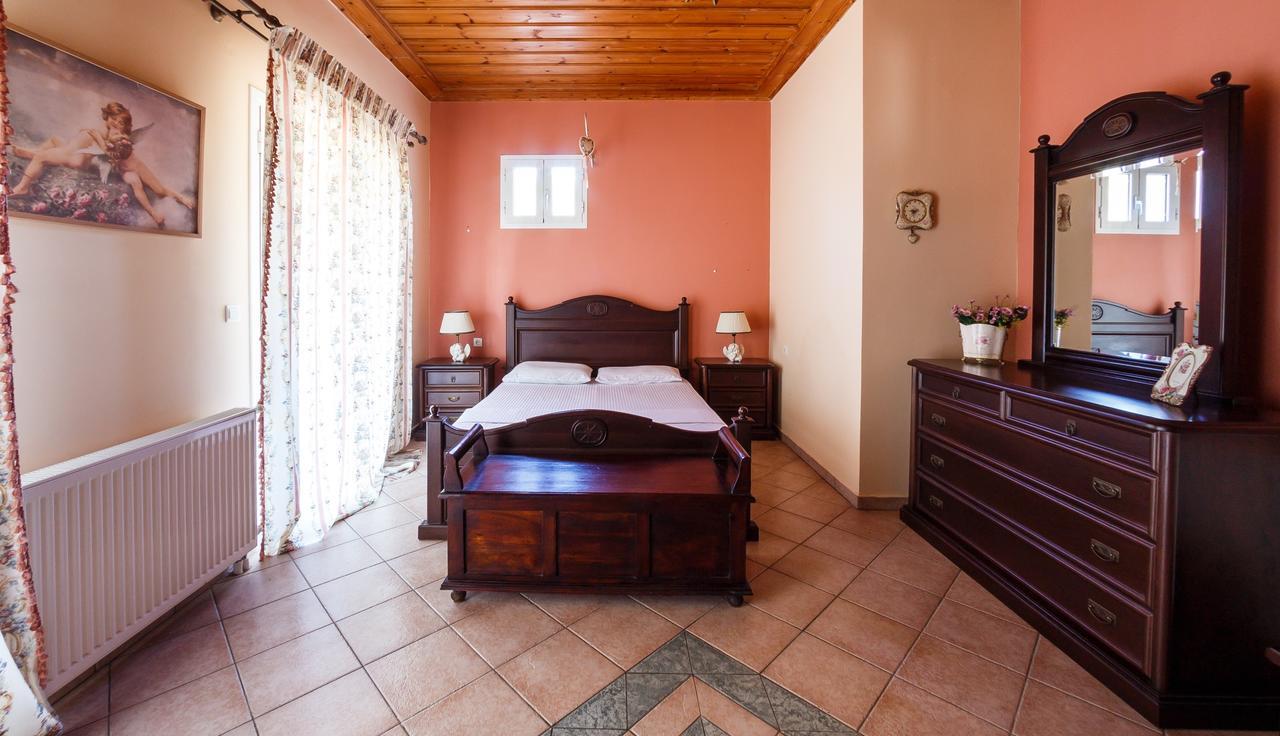 Villa Nina Keri Esterno foto