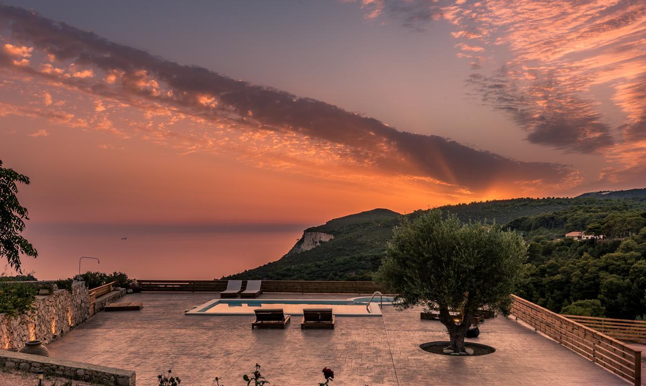Villa Nina Keri Esterno foto